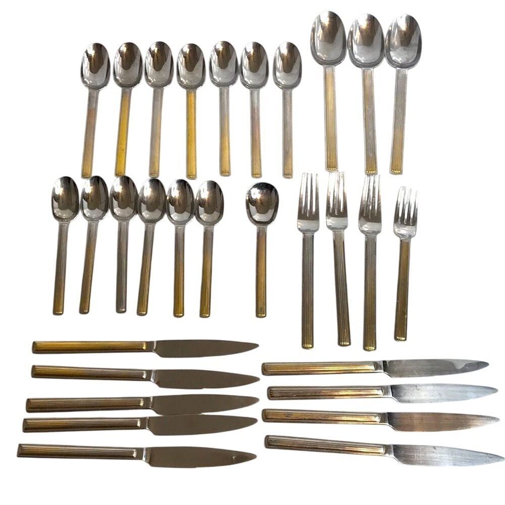 Reed & Barton Apollo Gold 18/8 Stainless Flatware 30 Piece Set Silverware